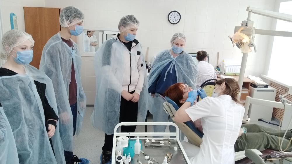 Жердевские школьники увидели работу медиков изнутри