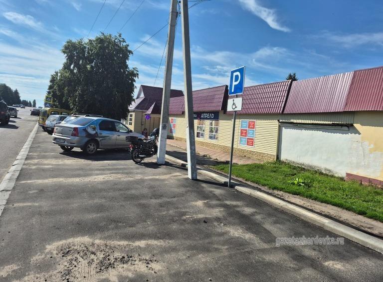 Для удобства пациентов у поликлиники Жердевской ЦРБ расширили автопарковку